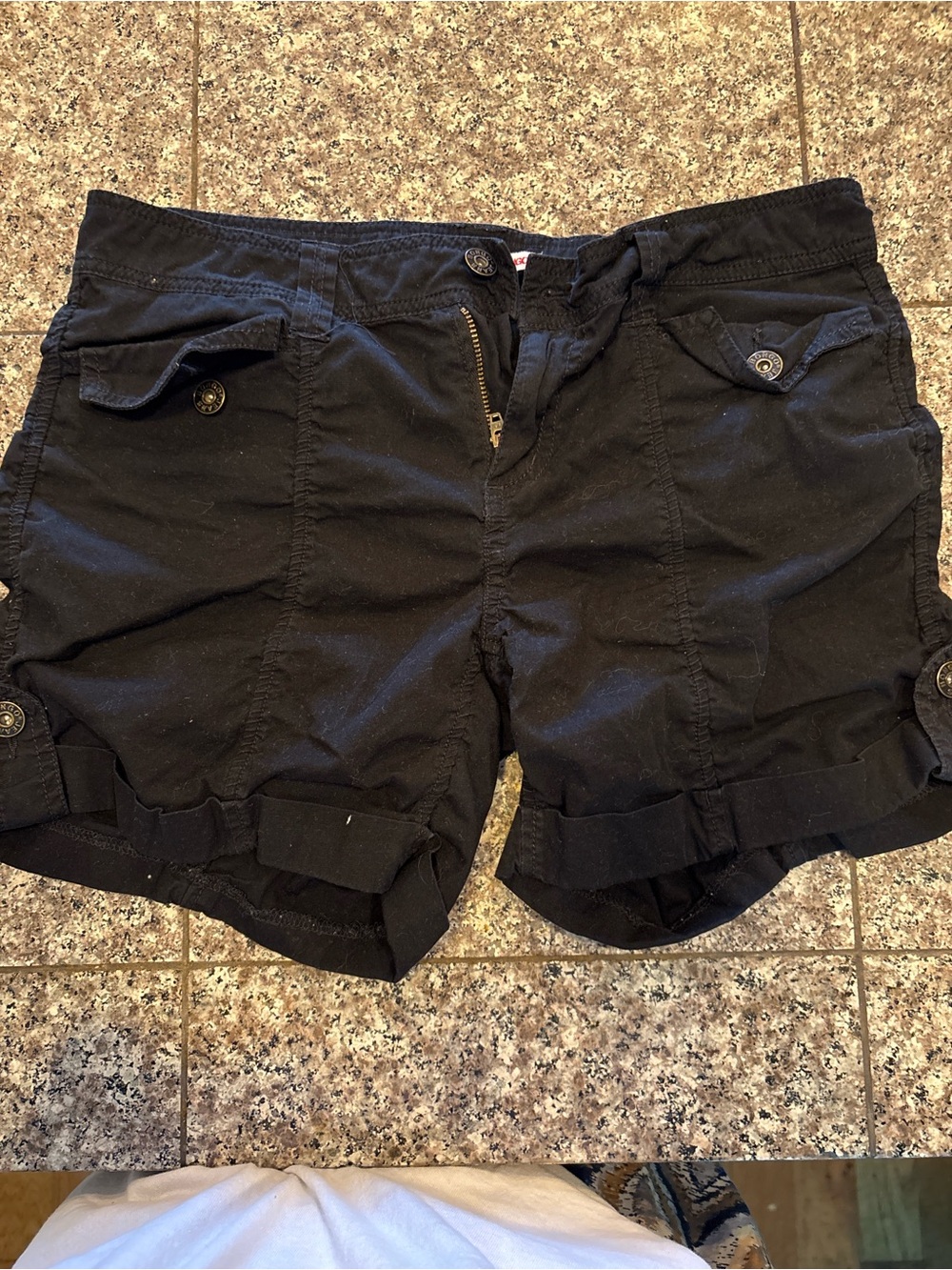 BONGO Black Cargo Roll-Tab Shorts junior size 5